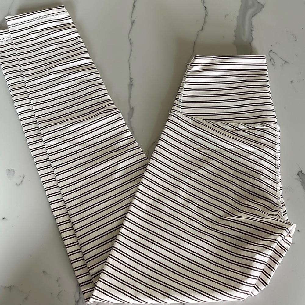 DYI leggings size Small